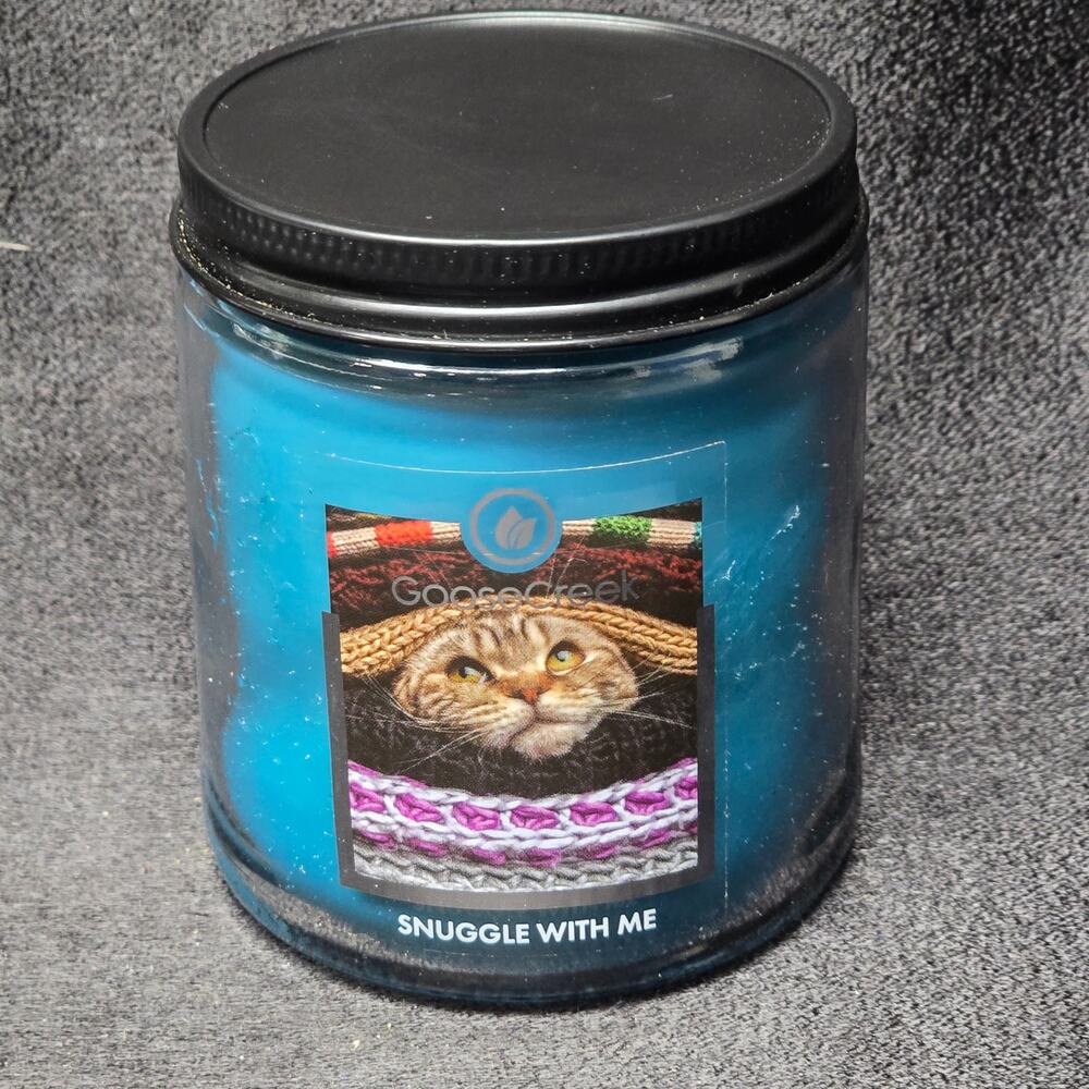 Goose Creek Snuggle With Me Single Wick Candle 7 oz